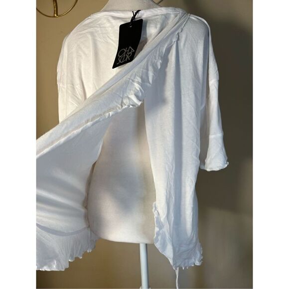 NWT! Chaser White Ruffle Lettuce Hem Open Wrap Back Short Sleeve Top Medium - Picture 6 of 7